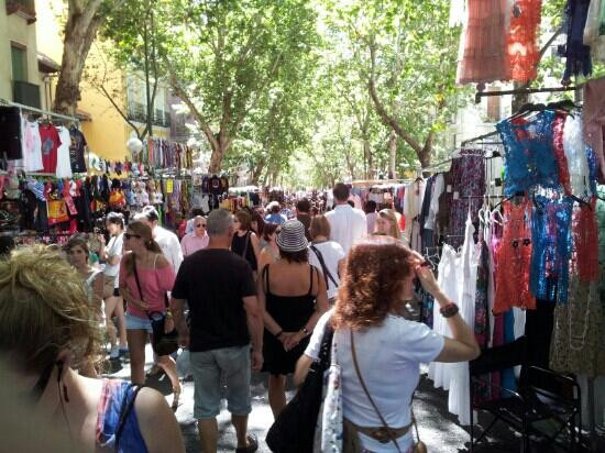 埃尔拉斯特洛跳蚤市场-马德里必去景点