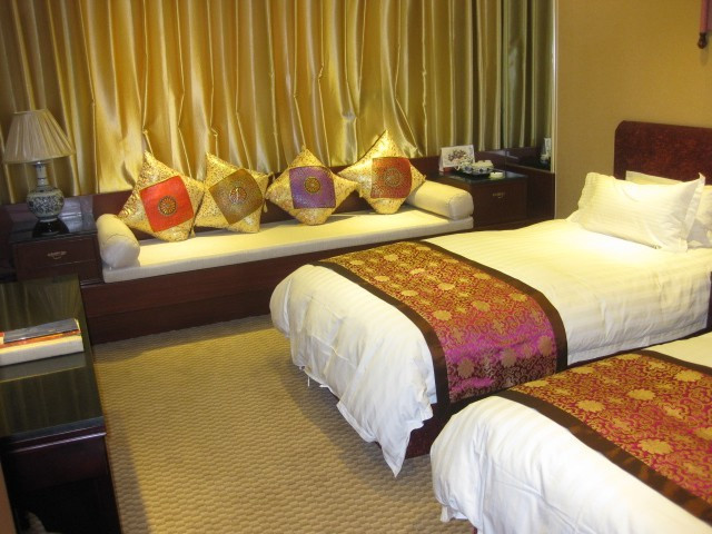 铭座杏坛宾馆主图