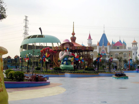 汕头方特欢乐世界·蓝水星主题公园-汕头市必去景点