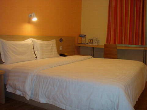 7天西安明城墙西门店主图