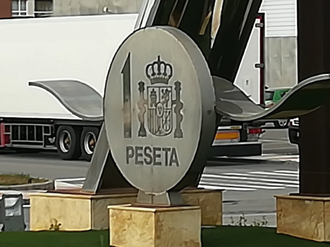 Monumento a la Peseta-滨海罗克塔斯必去景点