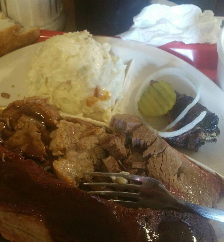 Briskets and Beer Smokehouse