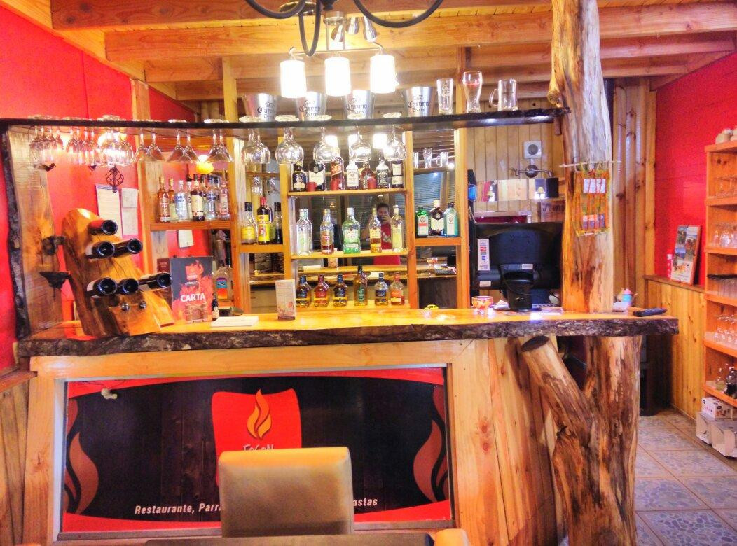 Curacautin餐馆和美食-El Fogón del Cordobés