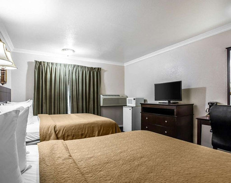 Quality Inn & Suites主图