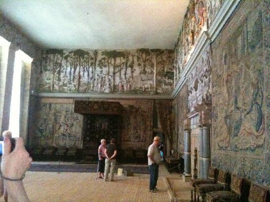 Hardwick Hall and Gardens景点图片