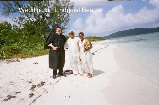 Lindqvist Beach-Smith Bay必去景点