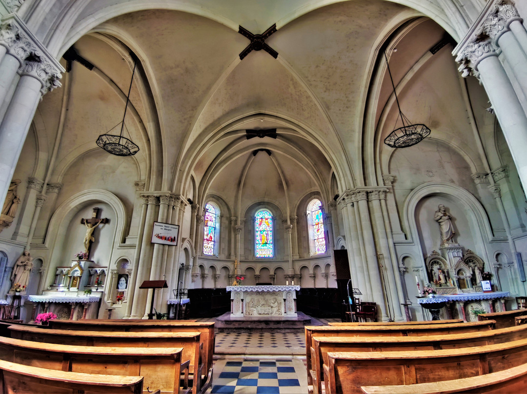 Eglise Saint-Martin de La Chapelle Aubry景点图片