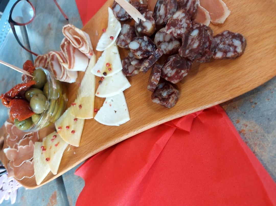 Food & Wine station Trapan-普拉必去景点