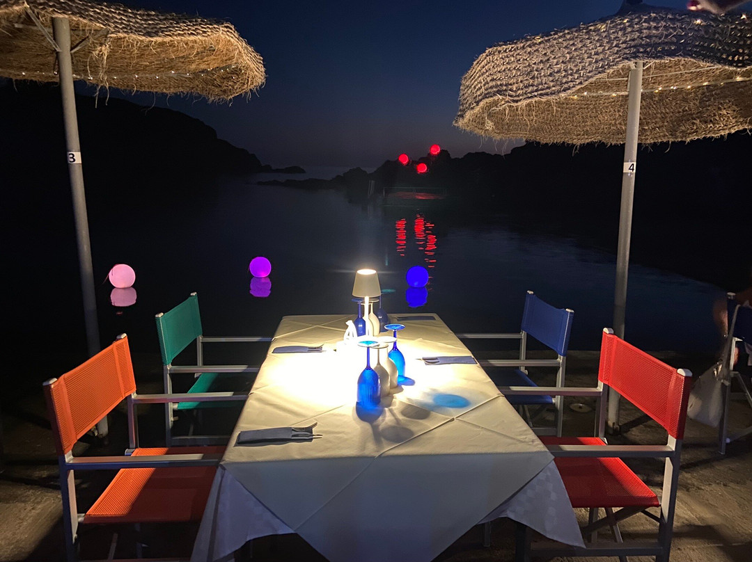 Il Faro Solarium-Ustica必去景点