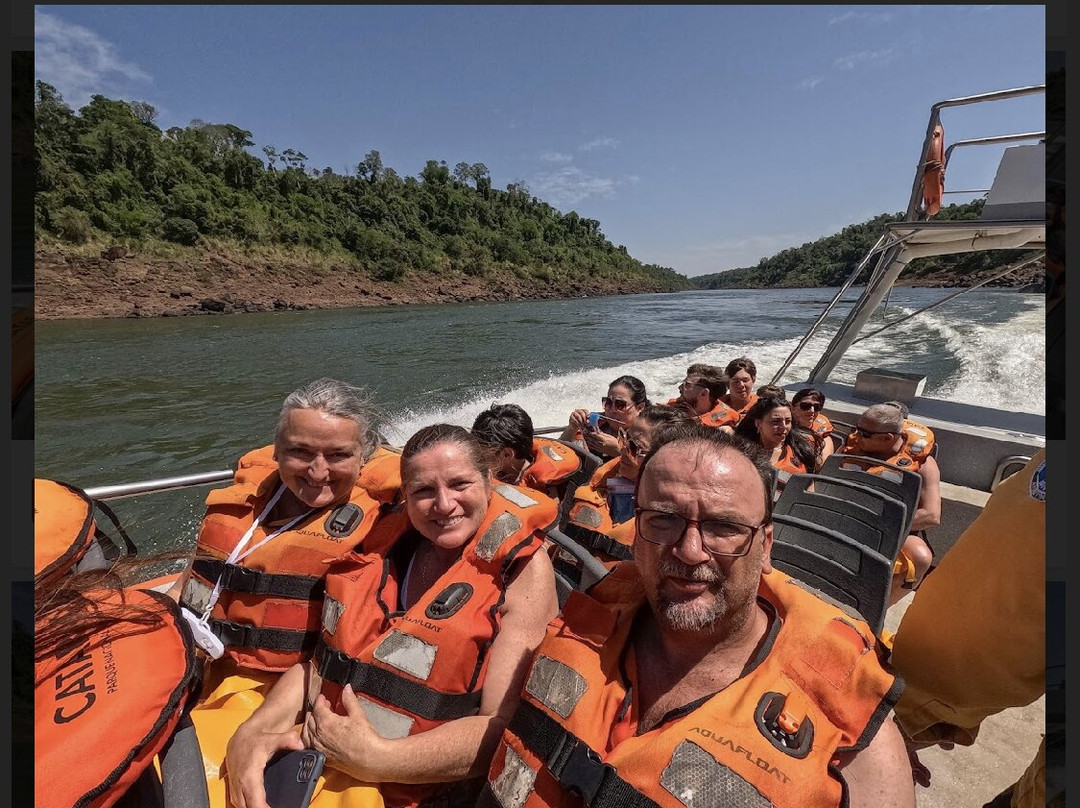 Traslados en Puerto Iguazu-伊瓜苏港必去景点