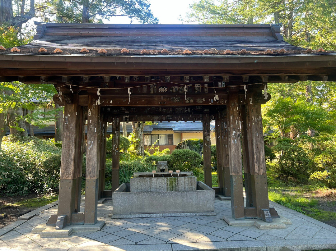Uesugi Jinja Shrine景点图片