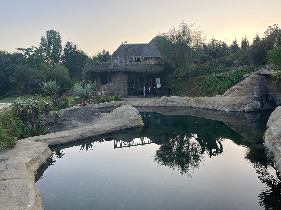 Inkunzi Cave & Zulu Hut主图