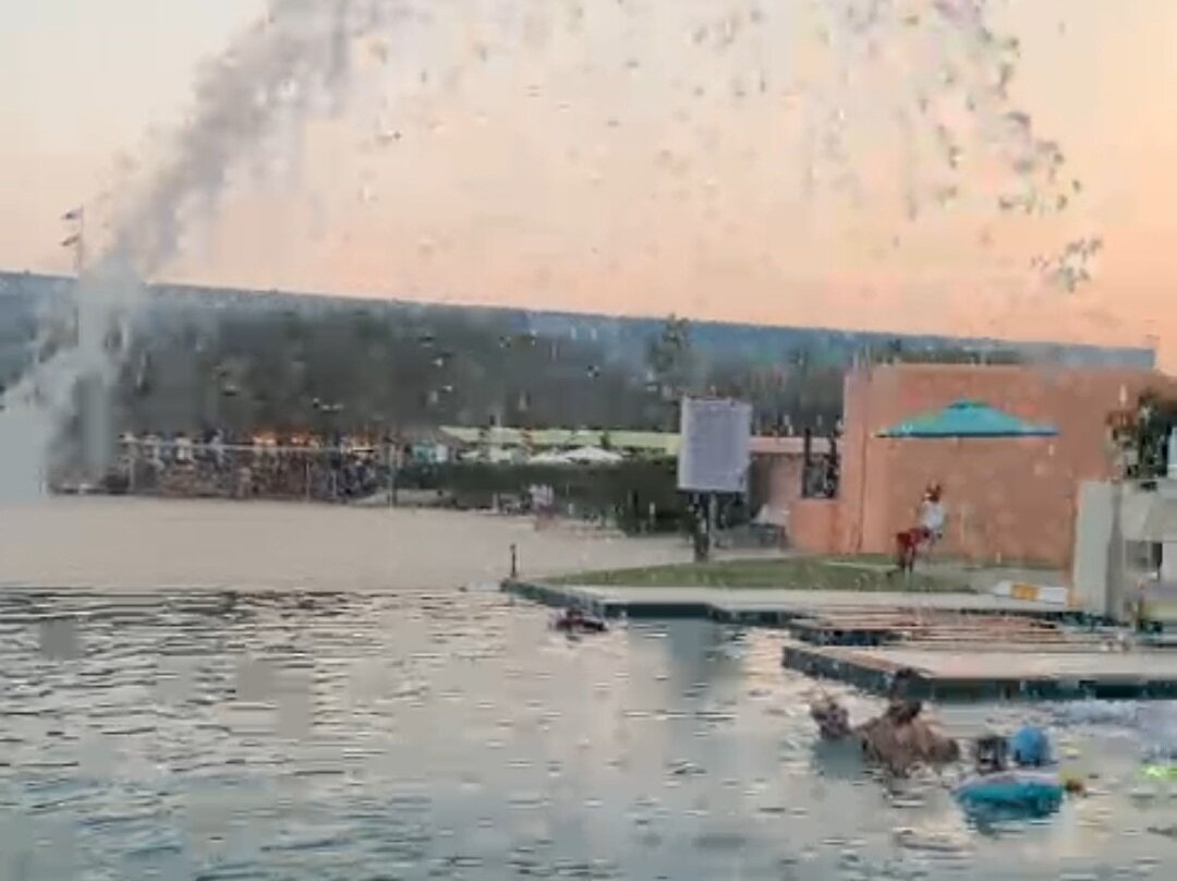 珍珠滩酒店主图