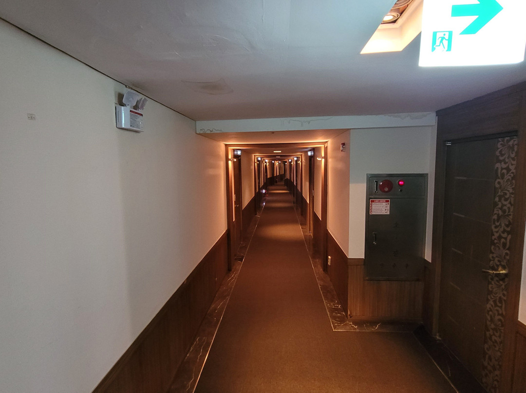 Donga Hotel主图