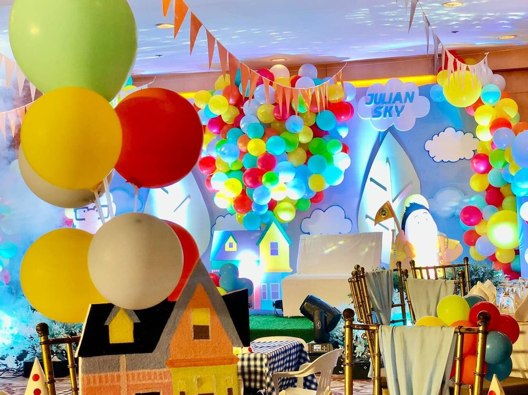 The Plaza Hotel Balanga City主图