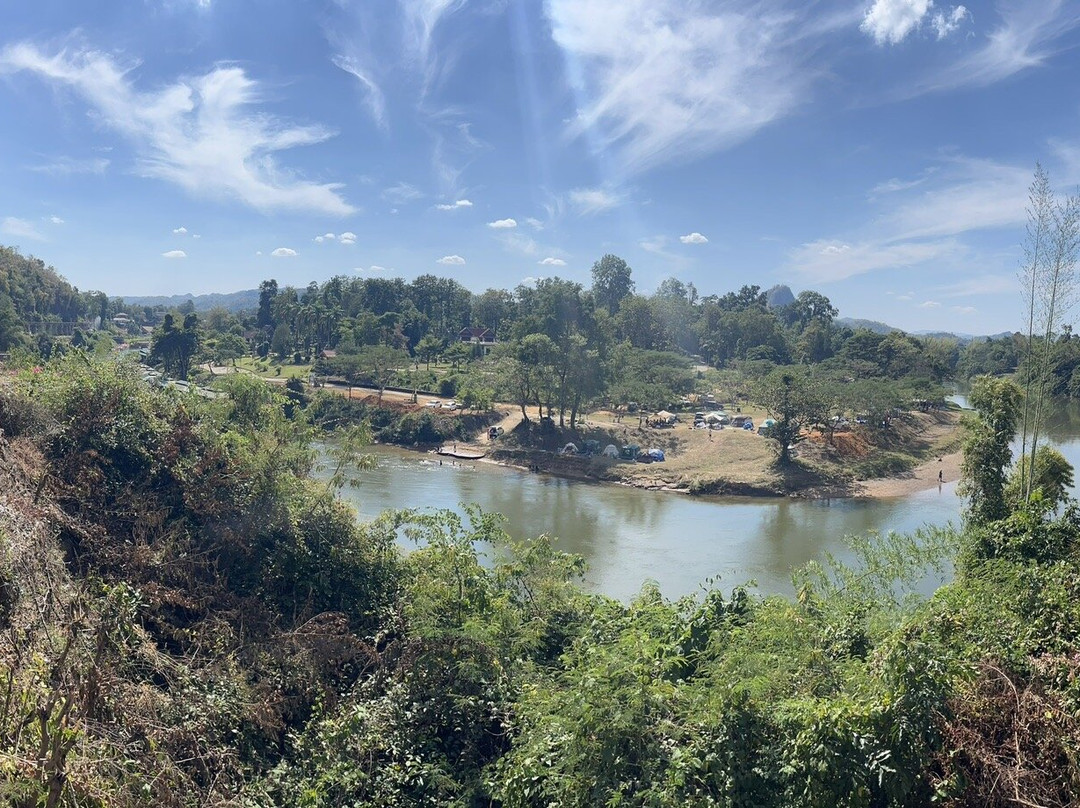 Tham Kra Sae Bridge景点图片