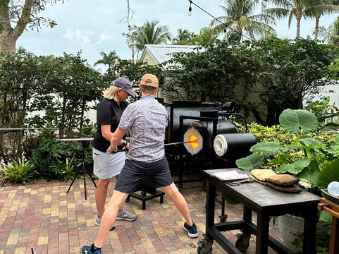 Glassblowing in the Garden-那不勒斯必去景点