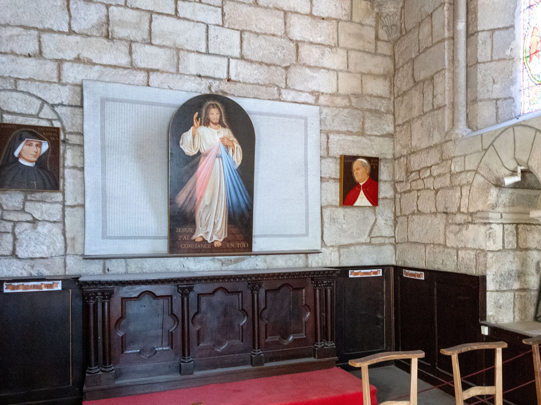 Chapelle De La Divine Miséricorde-罗卡马杜尔必去景点