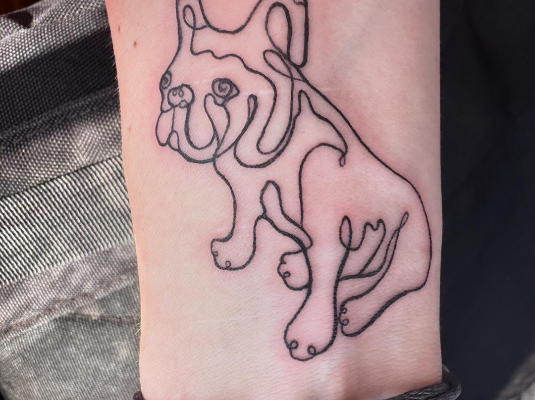Mr.inkzide Tattoo Studio景点图片