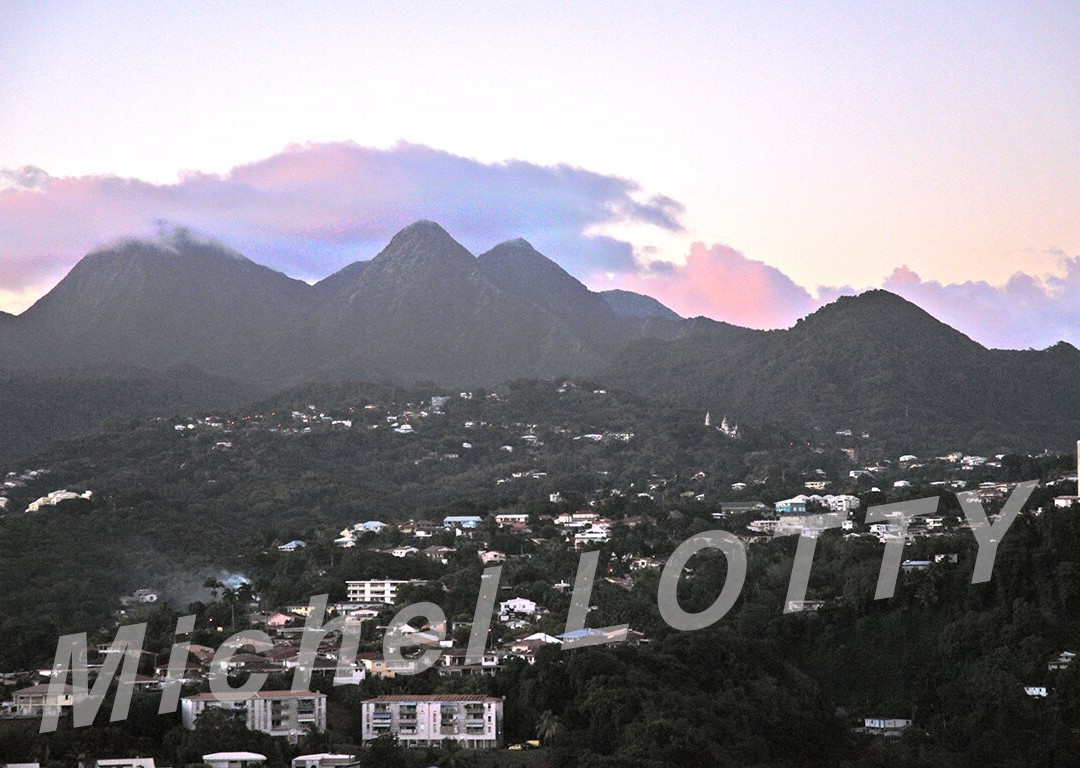 Pitons du Carbet-Arrondissement of Saint-Pierre必去景点
