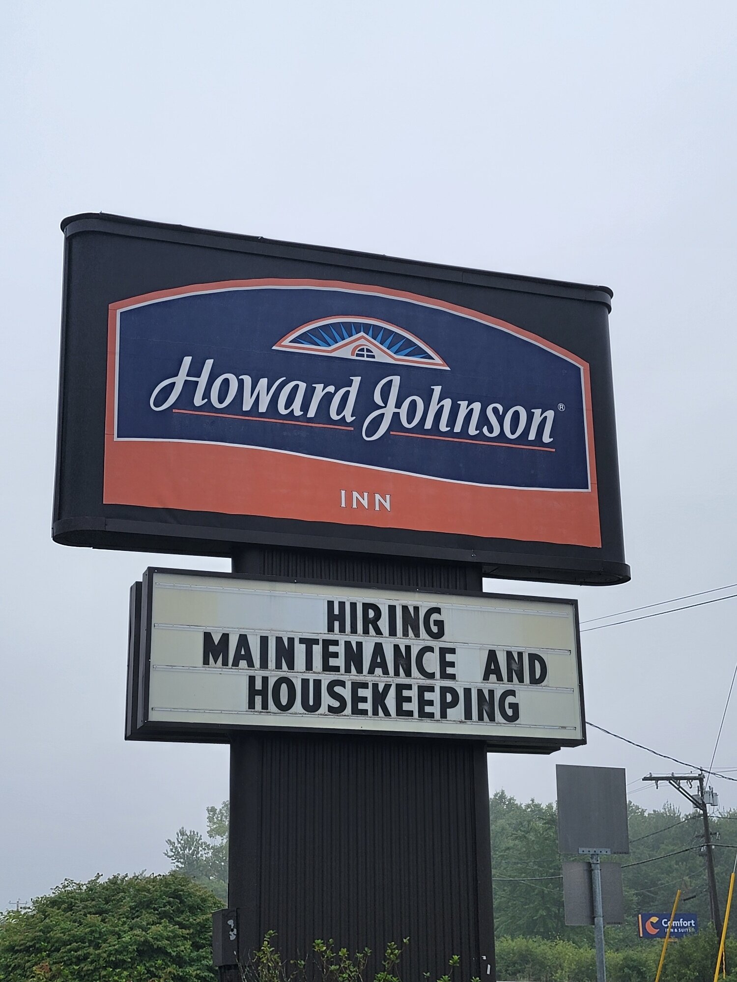 Howard Johnson by Wyndham Amherst Hadley-浴室