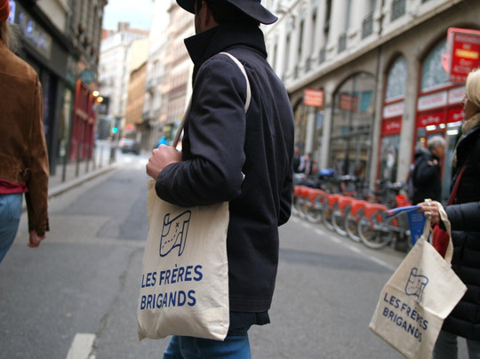 Jeu De Piste Résistance Dans Les Pentes-里昂必去景点