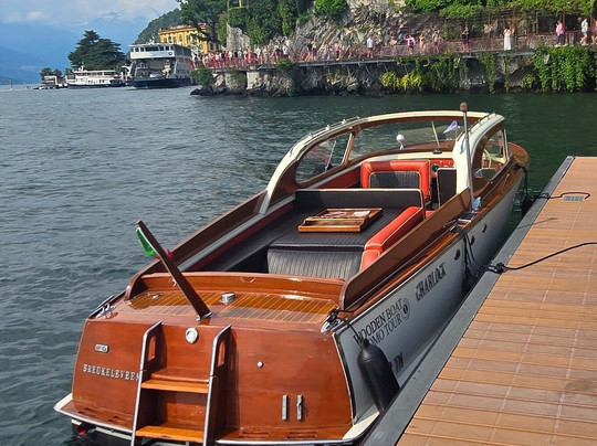 Wooden Boat Como Tour