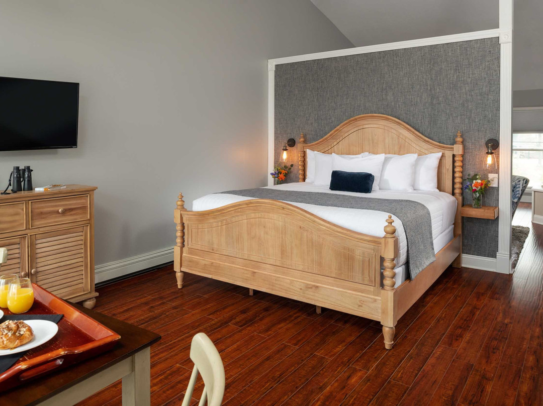 Huron House Bed and Breakfast主图