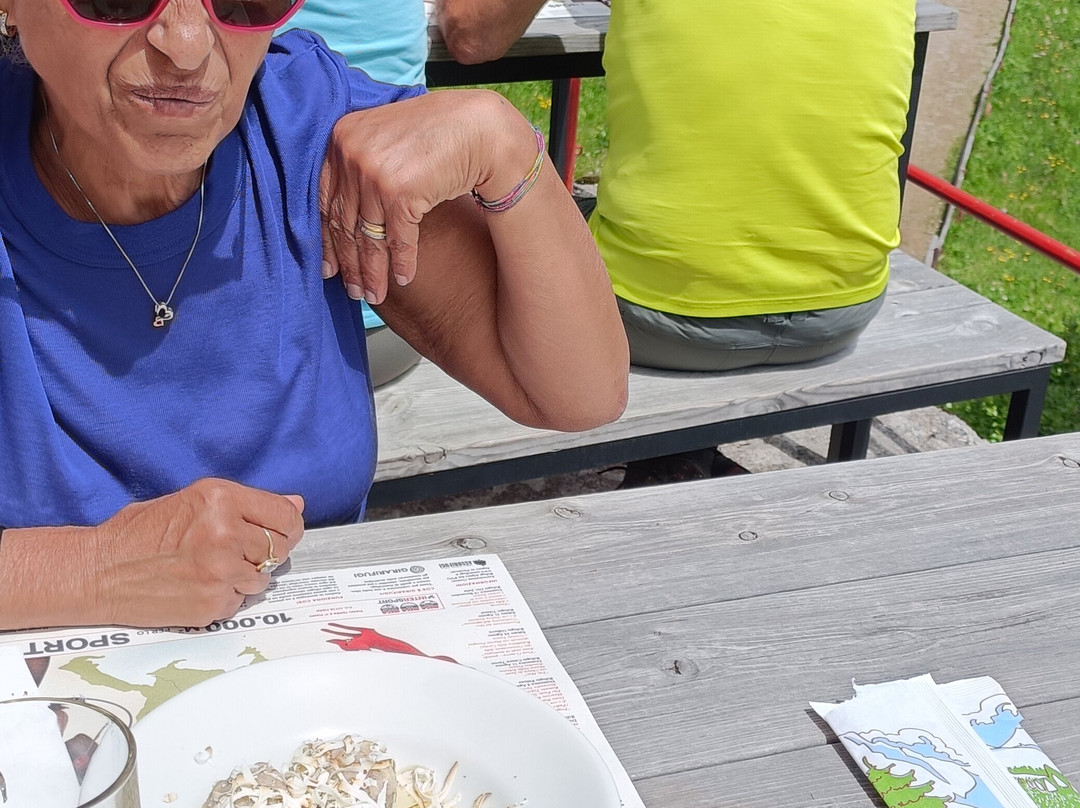 Rifugio F.lli De Gasperi主图