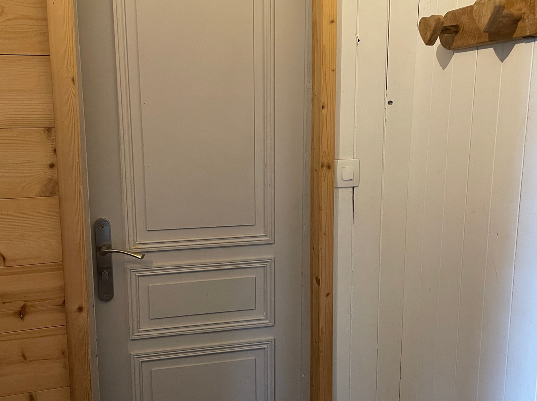 Hotel Le Caribou主图