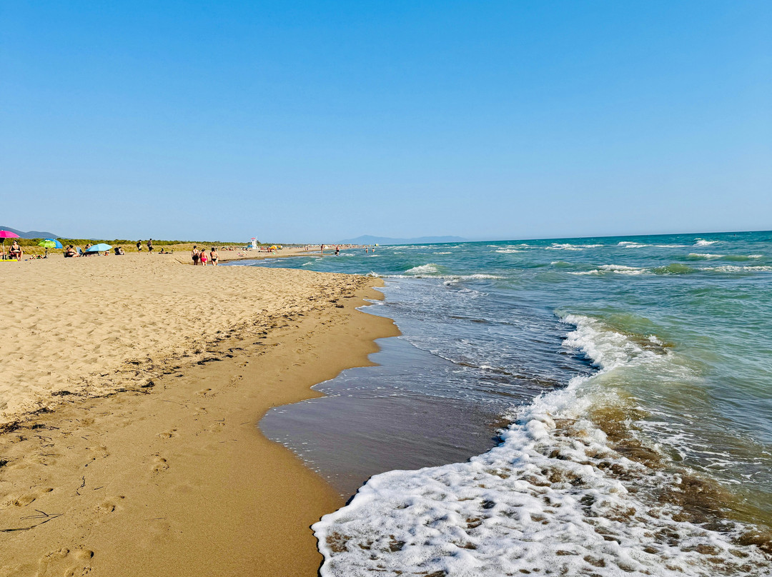 Spiaggia libera Le Marze景点图片