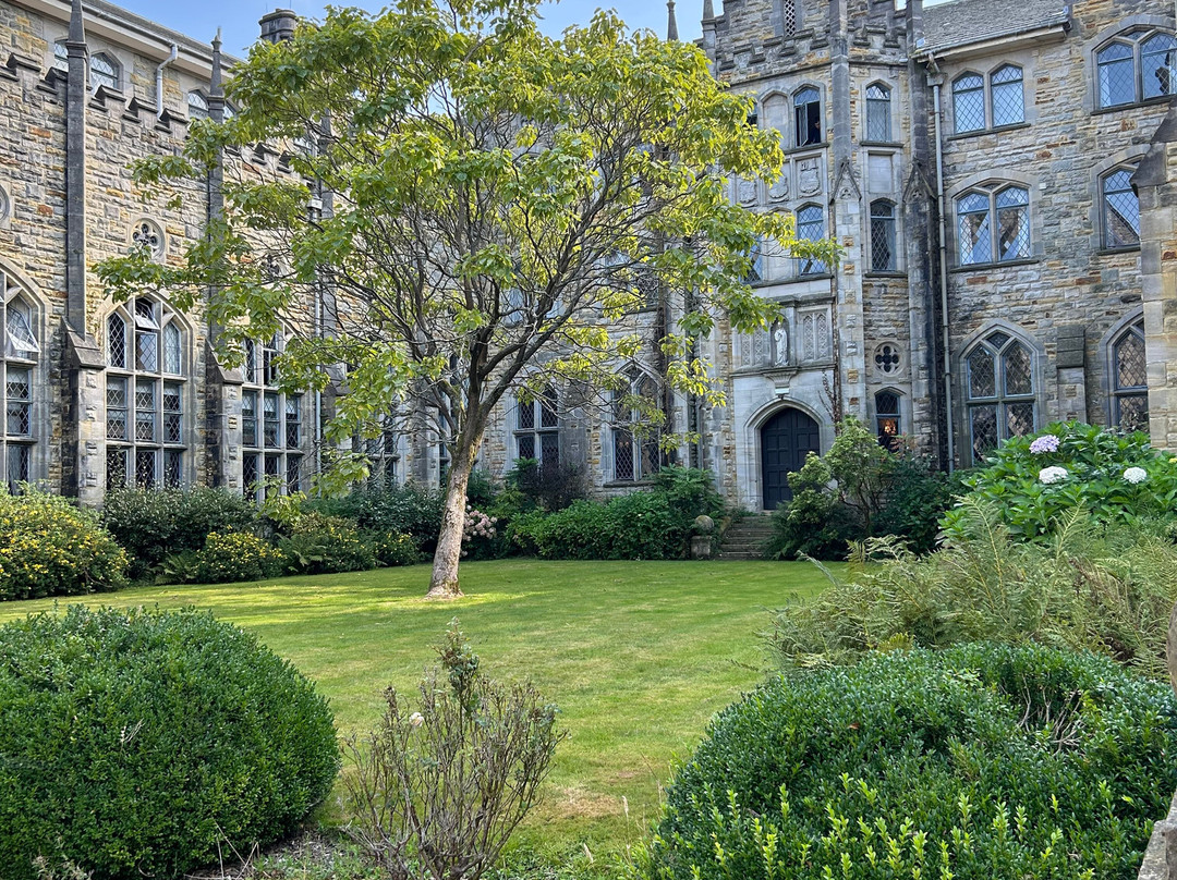 Ashdown Park Hotel & Country Club主图