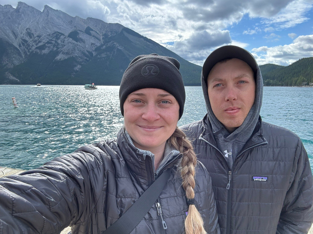 Lake Minnewanka Cruise景点图片