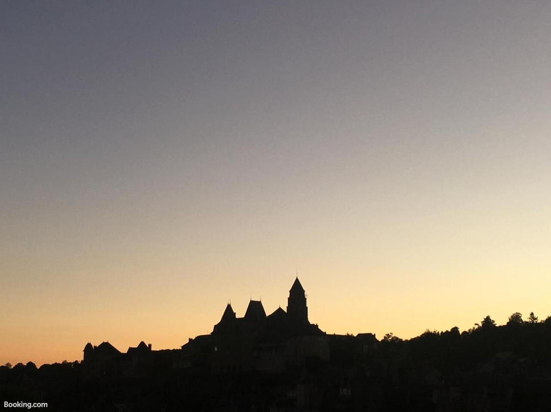 Les Roches Bleues主图