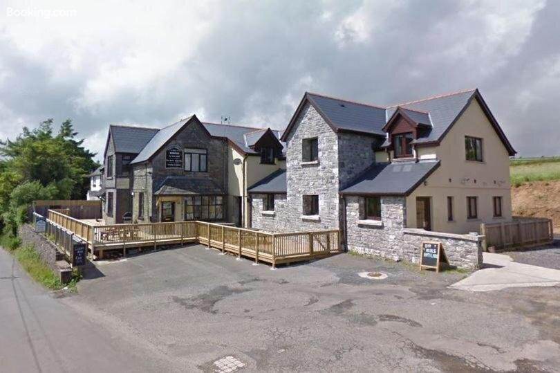 The Green Bridge Inn Pendine