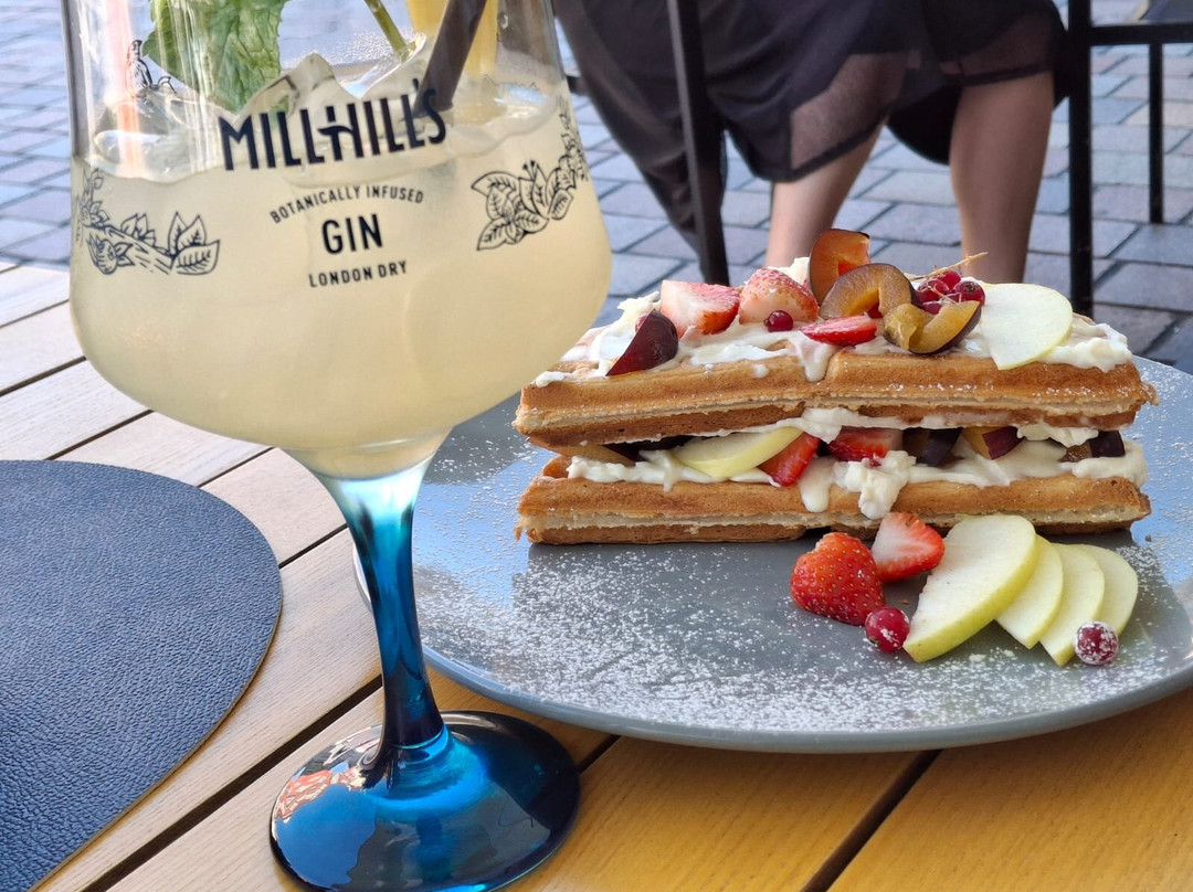 Hello Food & Drinks