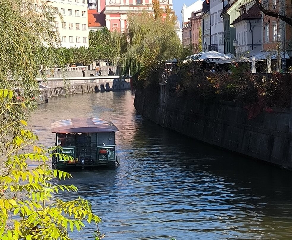 River Ljubljanica Kanal-卢布尔雅那必去景点