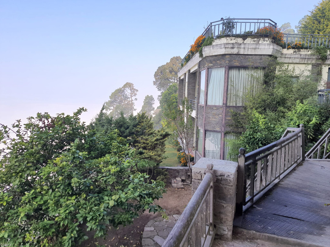 Imperial Heights Binsar主图