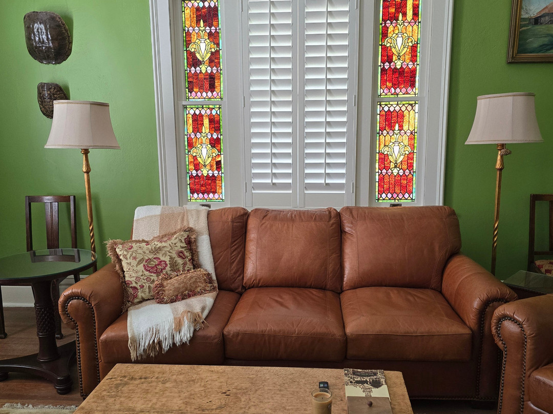 Isabella B & B主图