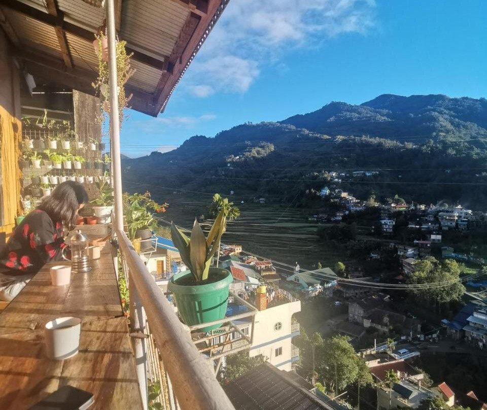 7th Heaven Lodge and Cafe