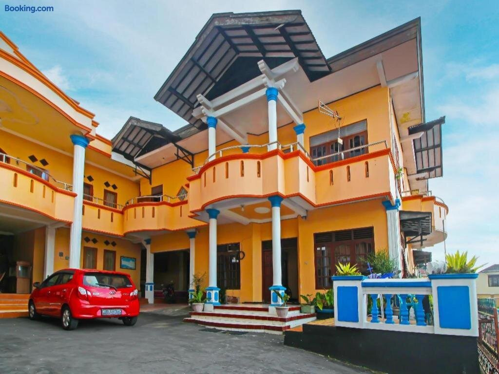 Oyo 92631 Hotel Dan Aula Wahyu Sari B