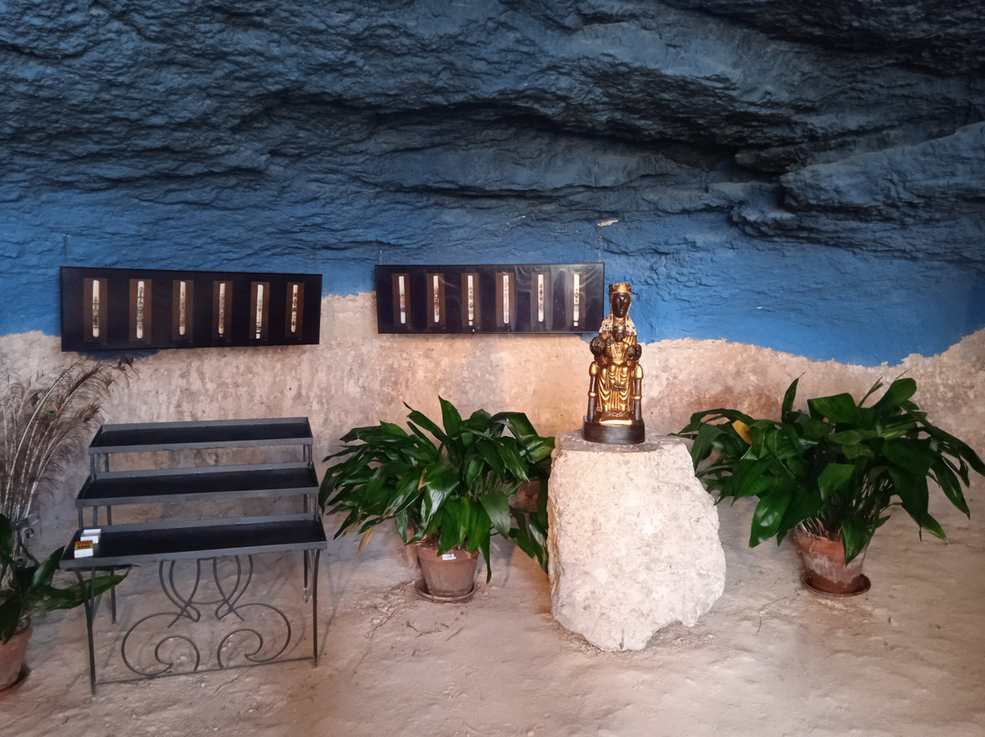 Santuari De La Mare De Déu De Montserrat A Montferri景点图片