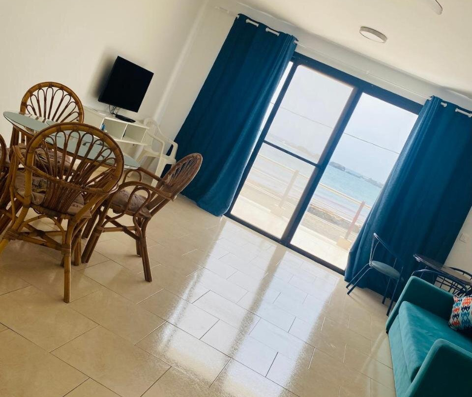 Aparthotel Praia Baixo