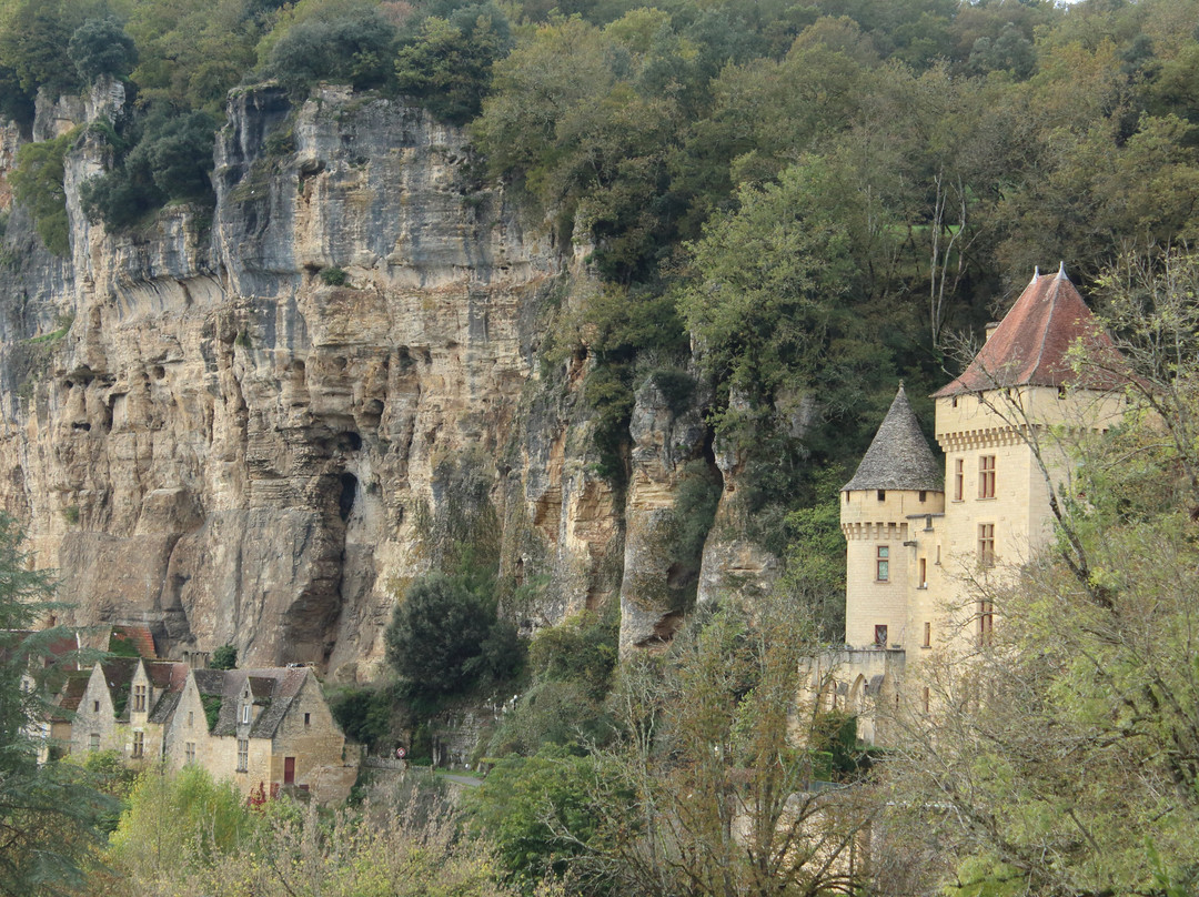 Les Chenes Rouges主图