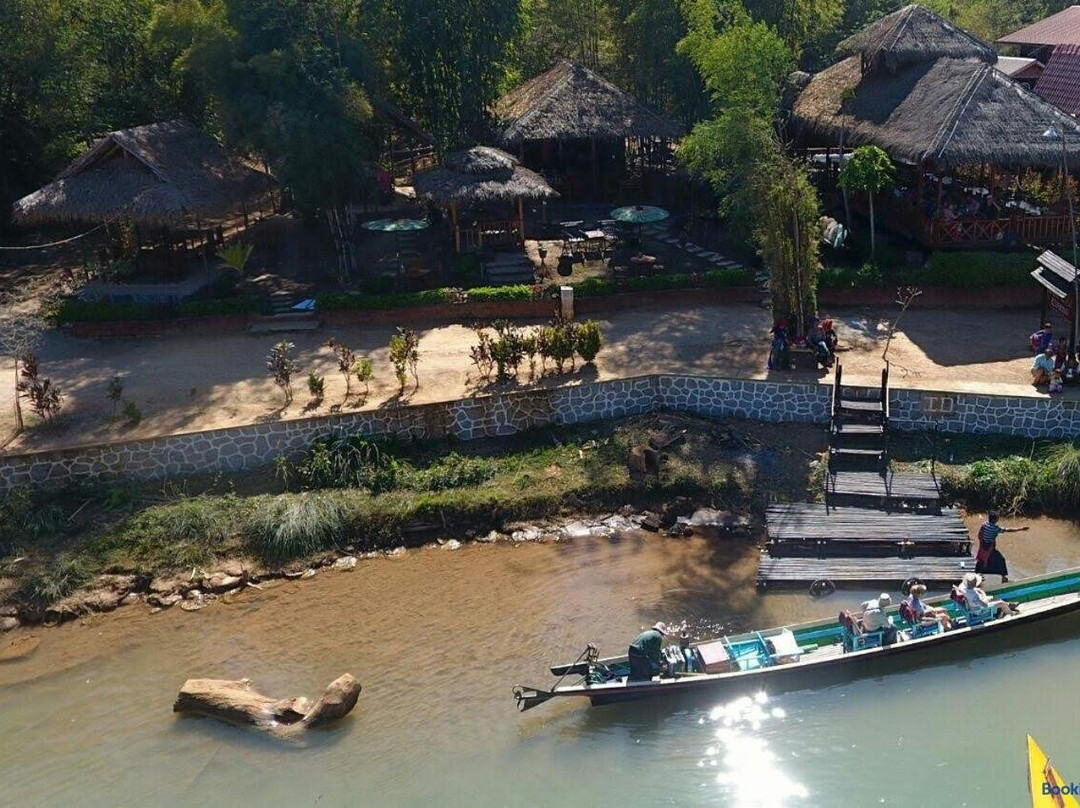 Bamboo Forest River View Hostel