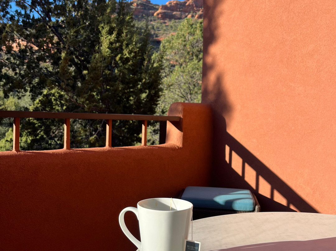 Enchantment Resort主图