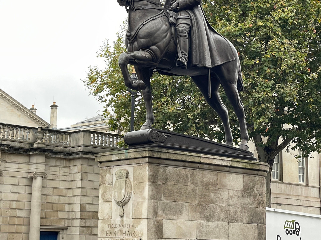 Earl Haig Memorial景点图片
