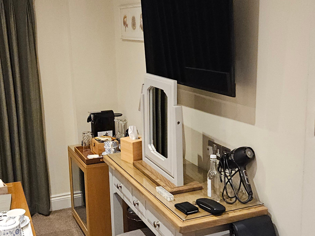 Thatched Eaves主图