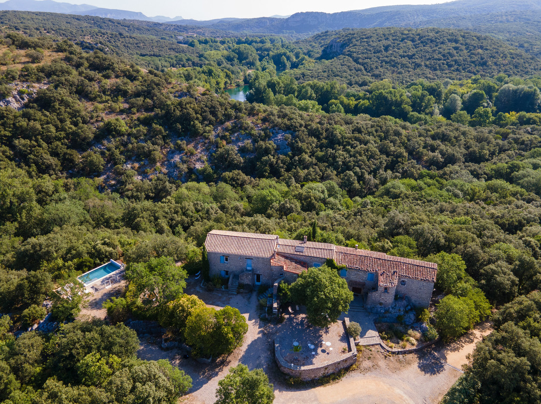 Les Hauts D'issensac主图