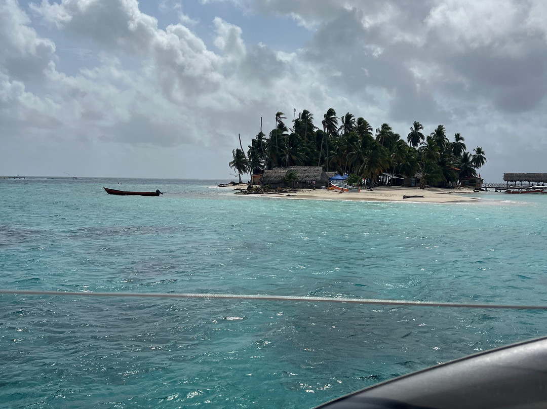 Yoli Sailing Experience景点图片
